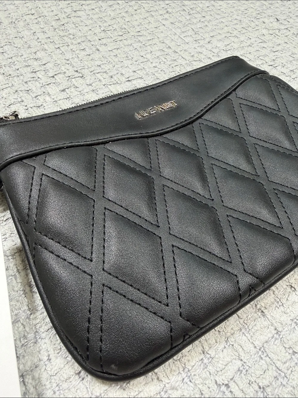 NWT’s Nine West Tinsel SLG Black Quilted  Clutch  Wristlet Catchall Bag